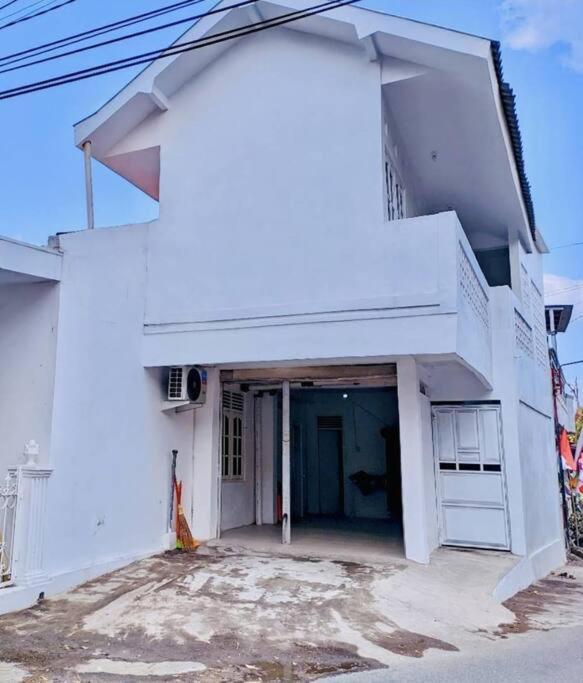 Kamiliya Homestay Ngabean 外观 照片